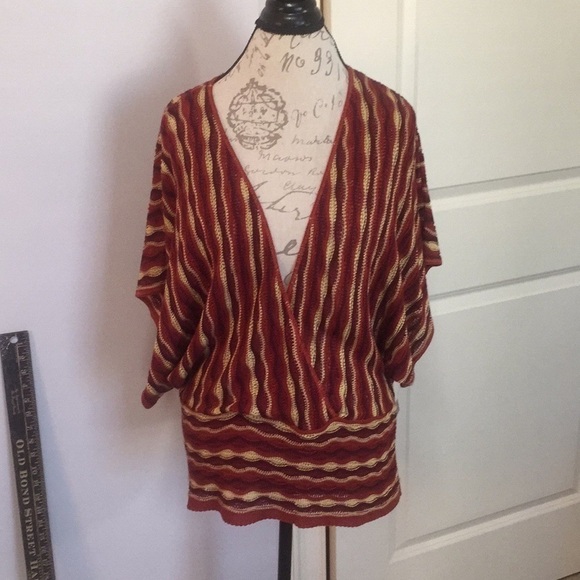 𝅺NWT Two-One-Two New York Sweater Large - Picture 1 of 5